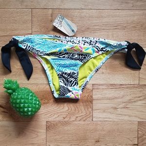 NWT! O Neill Hipster Bikini bottom